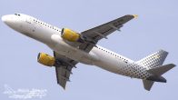 A_320-216_EC-KDX_Vueling01.jpg