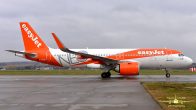 A_320-251NSL_G-UZHB_easyJetCom02.jpg