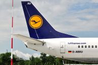 B_737-330_D-ABXU_Lufthansa02.jpg