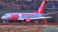 B_737-377QC_G-CELX_Jet2_02.jpg