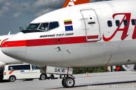 B_737-382_LY-SKW_Aurela_06.jpg