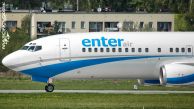 B_737-4Q8_SP-ENB_EnterAir_02.jpg