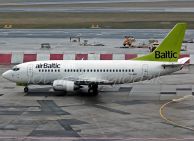 B_737-53S_YL-BBD_ABalc_01.jpg