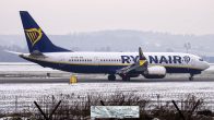 B_737-8-200MAX_EI-IHC_Ryanair01.jpg