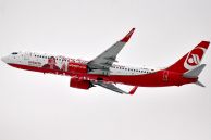 B_737-86J_D-ABMJ_AirBerlin_02.jpg