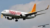 B_737-86NWL_TC-AAO_PegasusAirlines01.jpg
