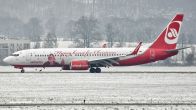 B_737-86N_D-ABMJ_AirBerlin_03.jpg