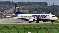 B_737-8ASWL_EI-DCO_Ryanair01.jpg