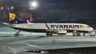B_737-8ASWL_EI-DHO_Ryanair_02.jpg