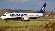 B_737-8ASWL_EI-DLB_Ryanair01.jpg