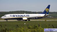 B_737-8ASWL_EI-DYY_Ryanair_02.jpg