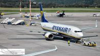 B_737-8ASWL_EI-EMF_Ryanair02.jpg