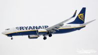 B_737-8ASWL_EI-EVR_Ryanair01.jpg