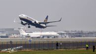 B_737-8ASWL_EI-GDE_Ryanair02.jpg