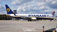B_737-8ASWL_SP-RSN_RyanairSun02.jpg