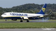 B_737-8ASWL_SP-RSU_RyanairSun01.jpg
