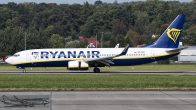 B_737-8ASWL_SP-RSU_RyanairSun02.jpg
