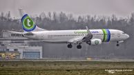 B_737-8K2WL_PH-HSD_Transaviacom01.jpg