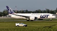 B_787-85D_Dreamliner_SP-LRD_LOT_03.jpg