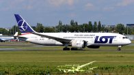 B_787-85D_Dreamliner_SP-LRD_LOT_05.jpg