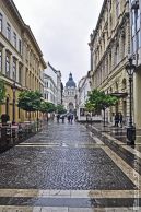 BudapesztUliceZrinyiUtca01.jpg