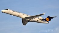 CRJ-701ER_D-ACPK_LufthansaRegional03.jpg
