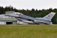 F-16C-30H_Fighting_Falcon_USAF_87-0288_WI_176_FS_02.jpg