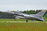 F-16C-30J_Fighting_Falcon_USAF_87-0349_WI_01.jpg