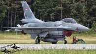 F-16CJ-522B_Jastrzab_PolAF_4040_31BLT_01.jpg