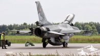 F-16CJ-522B_Jastrzab_PolAF_4042_31BLT_03.jpg