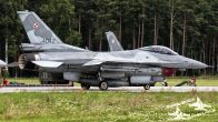 F-16CJ-522B_Jastrzab_PolAF_4042_31BLT_06.jpg