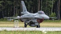 F-16CJ-522B_Jastrzab_PolAF_4058_31BLT_01.jpg