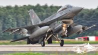 F-16DJ-522B_Jastrzab_PolAF_4078_03.jpg