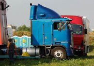 KenworthK100Aerodyne00.jpg
