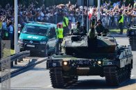 Leopard_2A5_UA0298T01.jpg