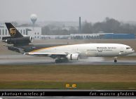 MD-11F_N252UP_UPS_01.jpg
