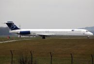 MD-83_F-GMLK_BL_01.jpg