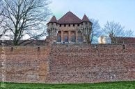 ZamekwMalborkuMuryObronne03.jpg
