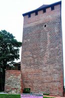 ZamekwOswiecimiuWiezaObronna01.jpg
